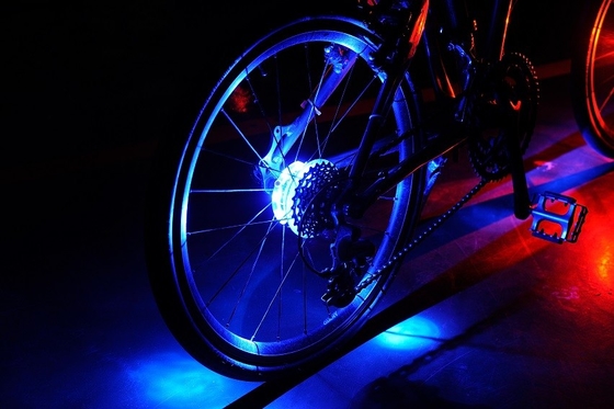 95x18mm الصمام تكلم أضواء الدراجة IPX4 تركيب الإصدار السريع